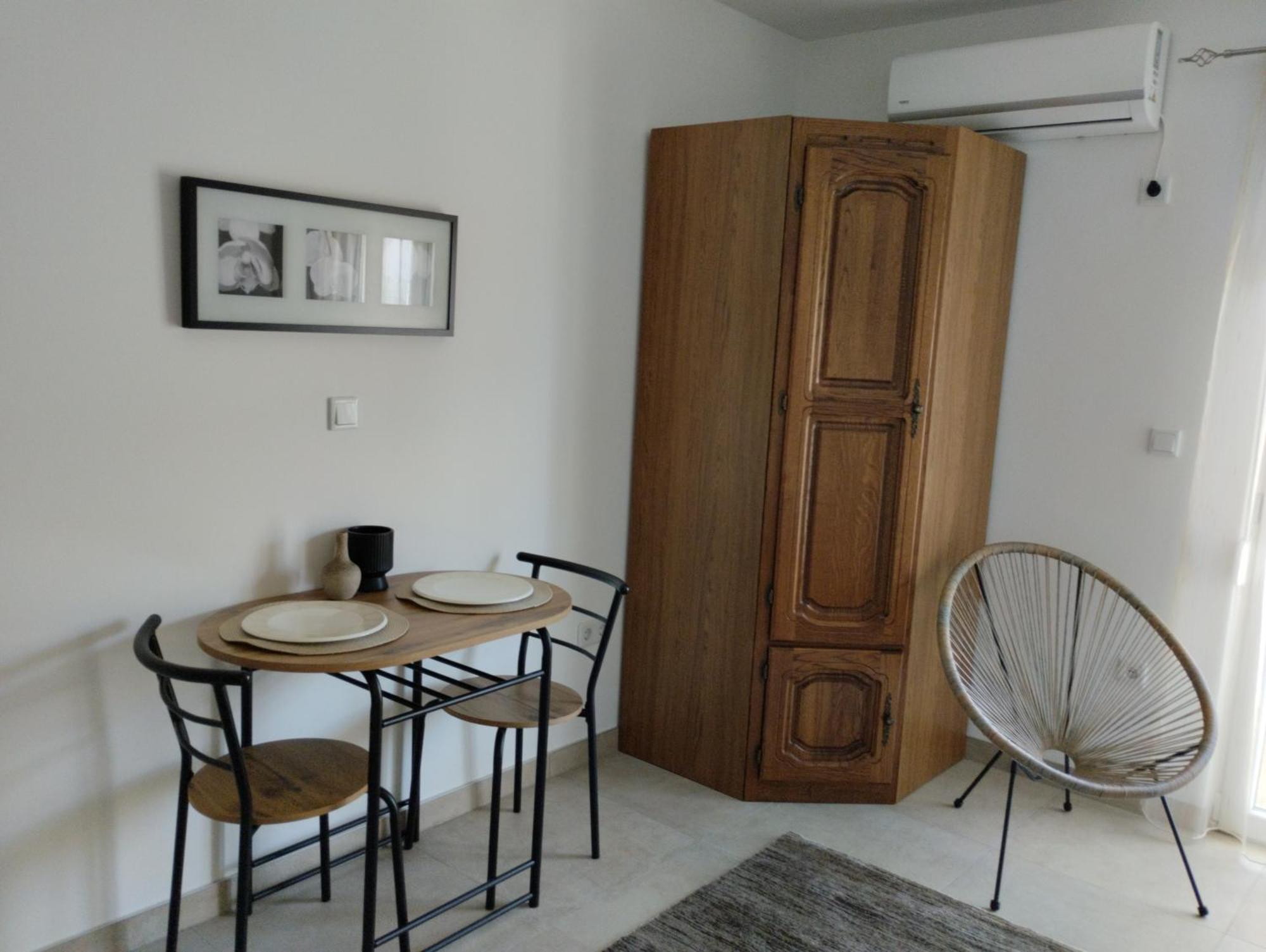 Iris Apartment Ivanica ภายนอก รูปภาพ