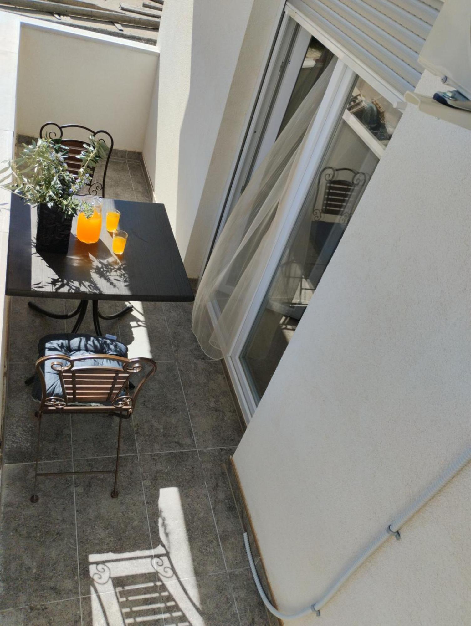 Iris Apartment Ivanica ภายนอก รูปภาพ