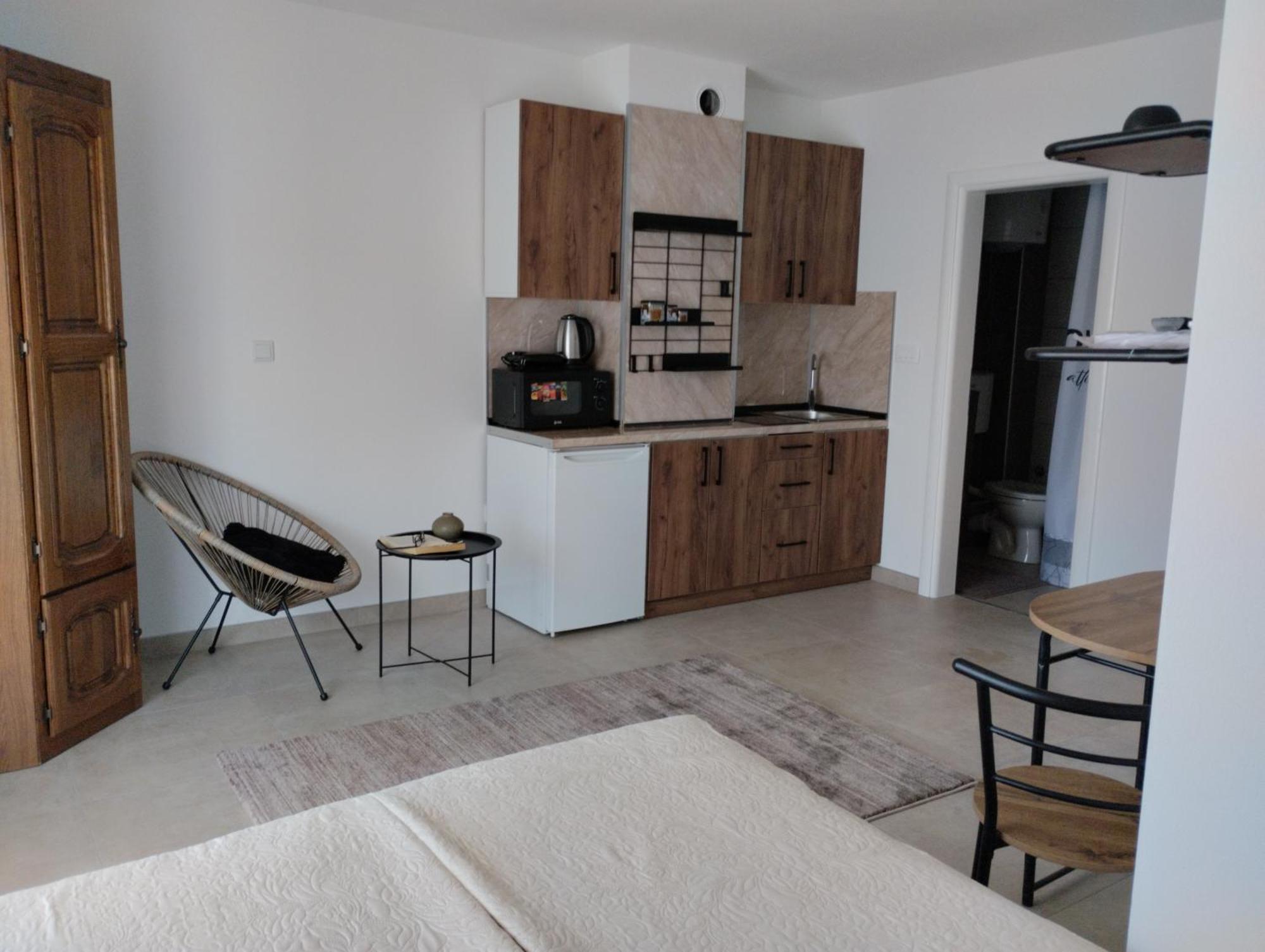Iris Apartment Ivanica ภายนอก รูปภาพ
