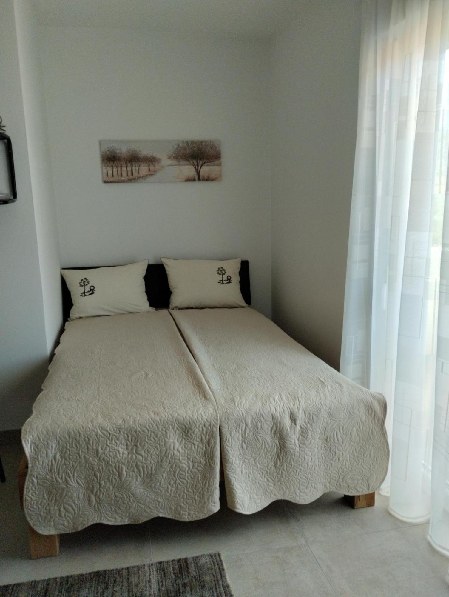 Iris Apartment Ivanica ภายนอก รูปภาพ