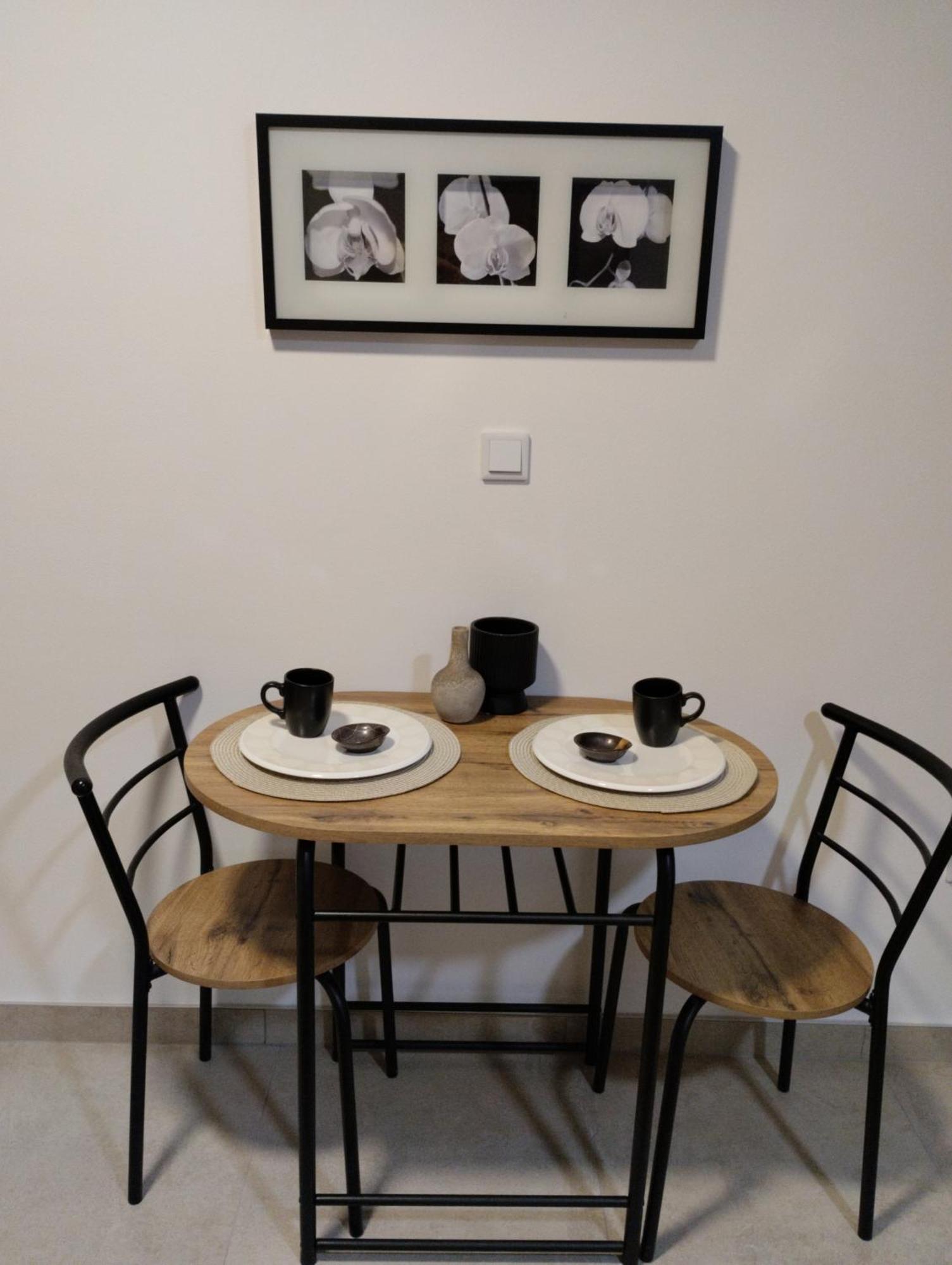 Iris Apartment Ivanica ภายนอก รูปภาพ